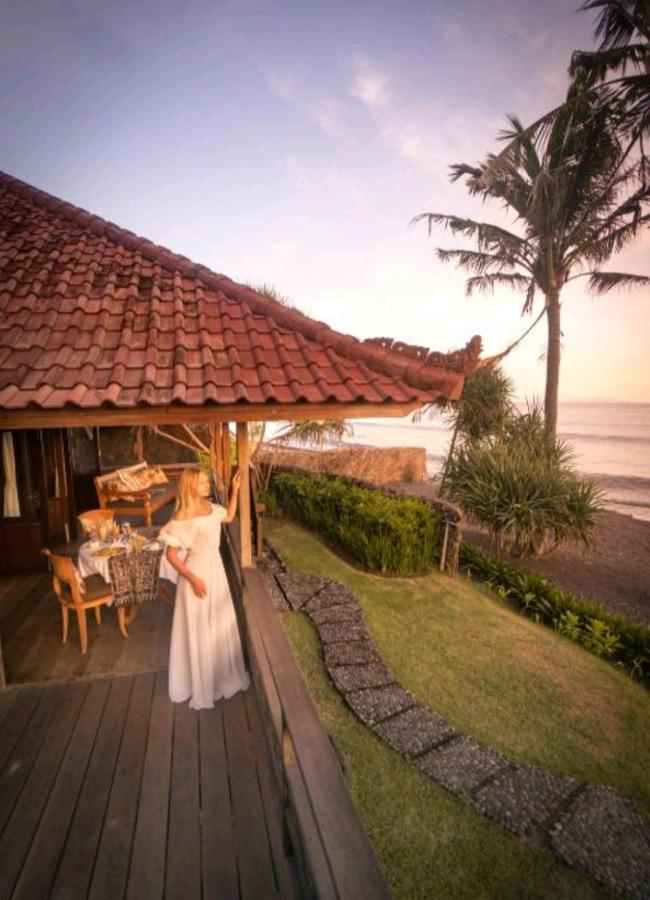 Secret Moon Beach House Jasri Exterior foto